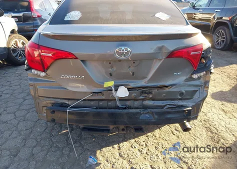 2017 Toyota Corolla Se z USA, uszkodzony, nr VIN 5YFBURHE5HP733941